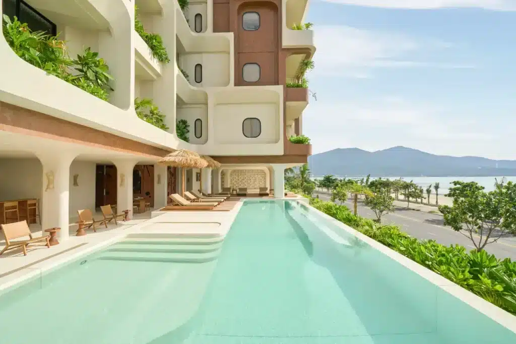 hubvivu CHAVANA HOTEL