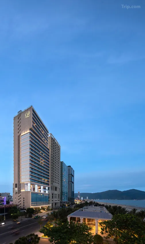 hubvivu Prince Hotel Đà Nẵng